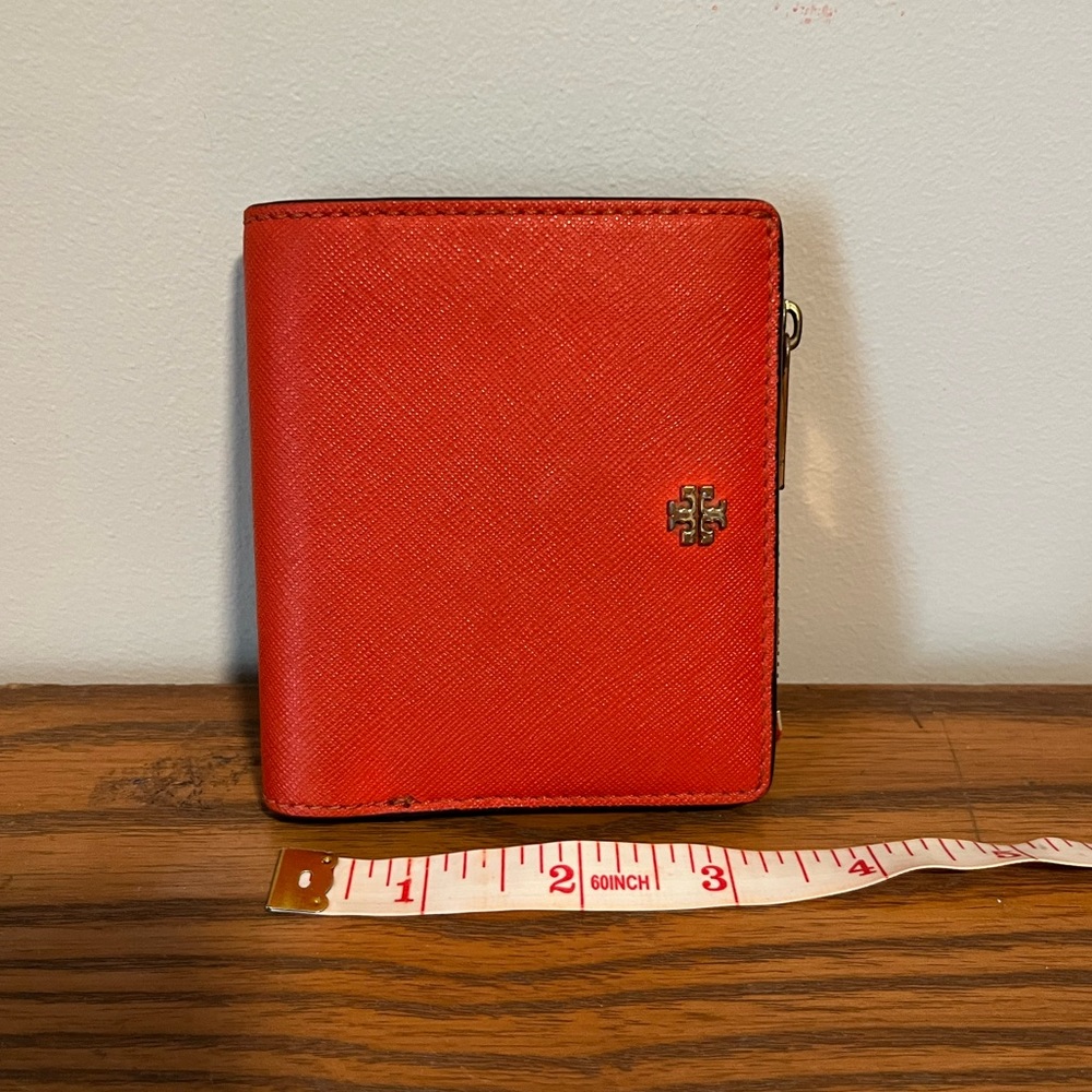 Tory Burch Wallet (GUC)